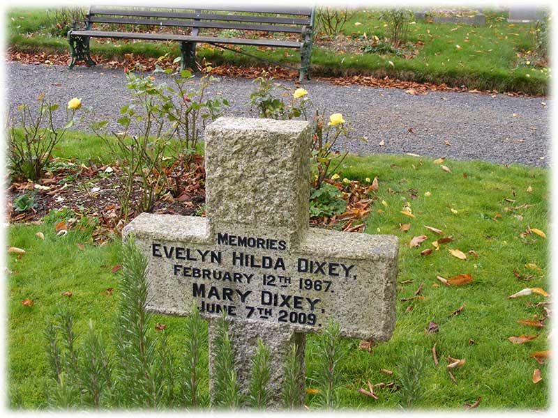 Headstone, Evelyn Hilda Dixey