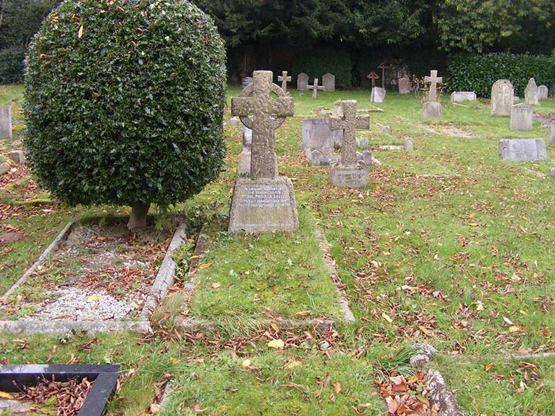 Grave of Pearl Priscilla Sayle, Malvern Wells, Cemetery