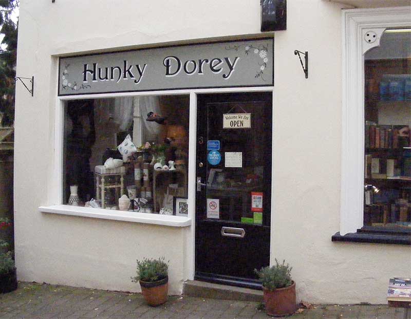 Hunky Dorey