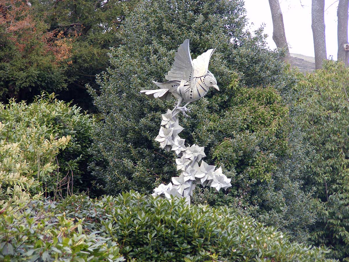 Sculpture of Skylark