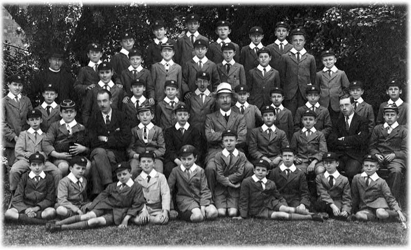 Southlea pupils about 1919